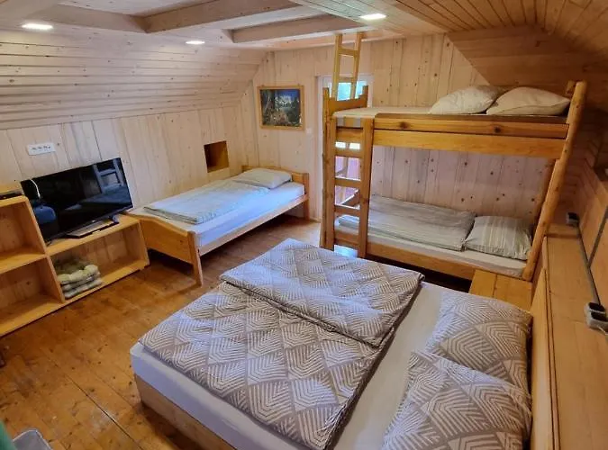 Mountain Uskovnica Бохинь